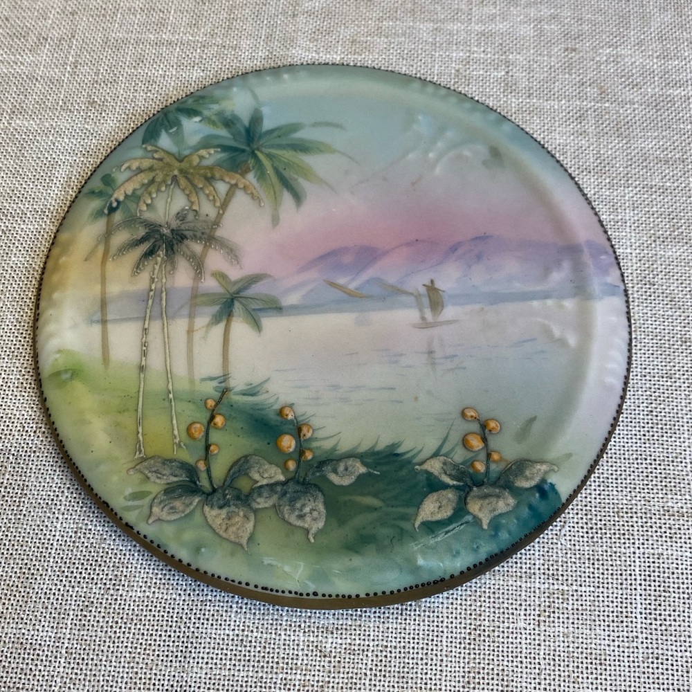 Japanese Nippon Noritake porcelain dish, hand painted.